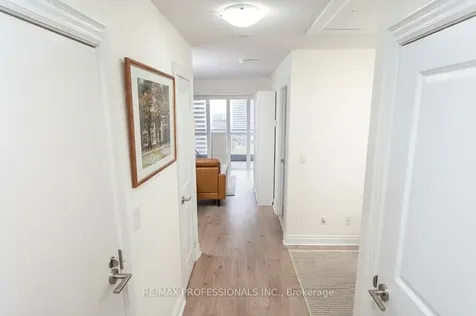 28 Ted Rogers Way Toronto ON M4Y 2J4