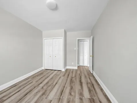 2 Ridelle Avenue Toronto ON M6B 1H4