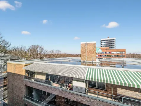 2 Ridelle Avenue Toronto ON M6B 1H4