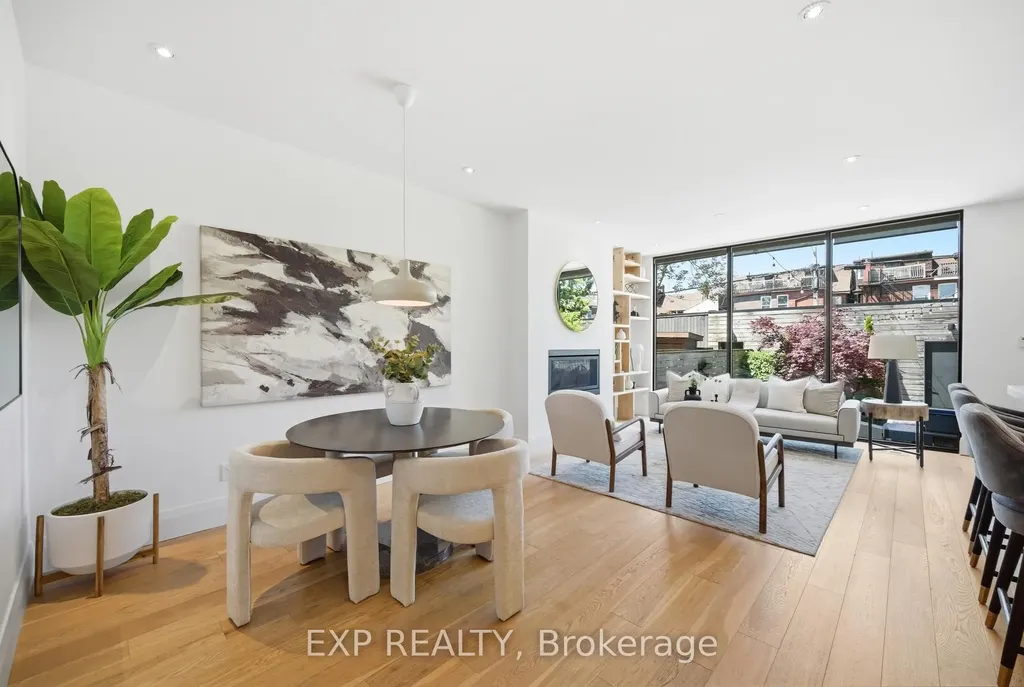 188 Lippincott Street Toronto ON M5S 2P1