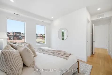 188 Lippincott Street Toronto ON M5S 2P1