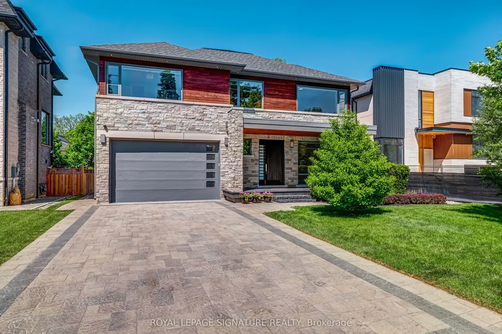 9 Fordham Place Toronto ON M3B 1K1