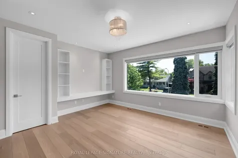 9 Fordham Place Toronto ON M3B 1K1