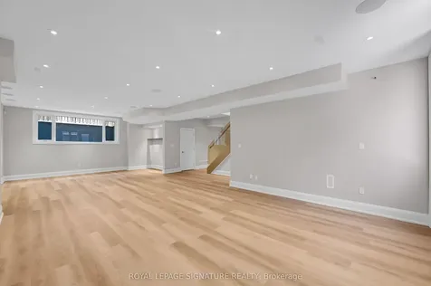 9 Fordham Place Toronto ON M3B 1K1