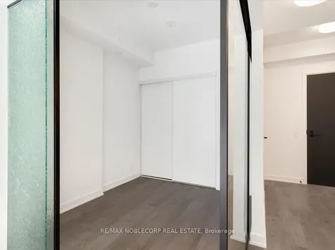 108 Peter Street Toronto ON M5V 0W2