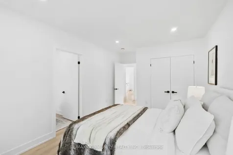 340 Albany Avenue Toronto ON M5R 3C9