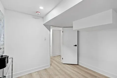 340 Albany Avenue Toronto ON M5R 3C9