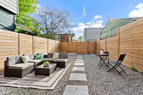 340 Albany Avenue Toronto ON M5R 3C9