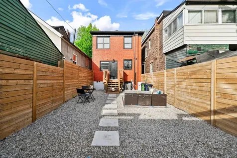 340 Albany Avenue Toronto ON M5R 3C9