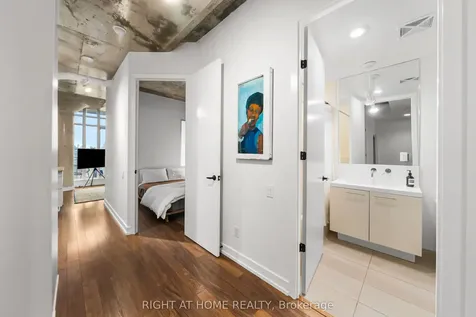 66 Portland Street Toronto ON M5V 2M6