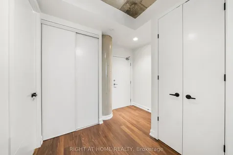 66 Portland Street Toronto ON M5V 2M6