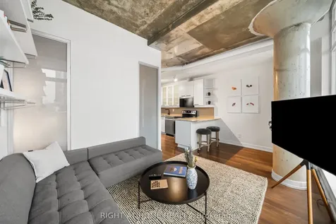 66 Portland Street Toronto ON M5V 2M6