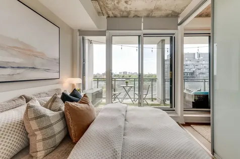 20 Minowan Miikan Lane Toronto ON M6J 0E5