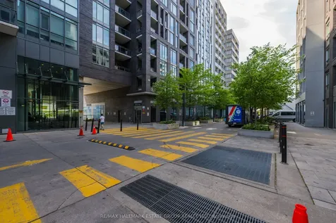 20 Minowan Miikan Lane Toronto ON M6J 0E5