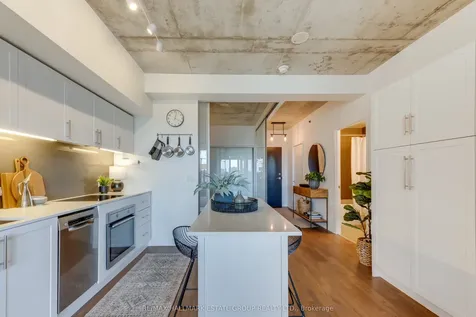 20 Minowan Miikan Lane Toronto ON M6J 0E5
