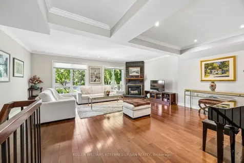 31 Flaming Roseway N/a Toronto ON M2N 5W8
