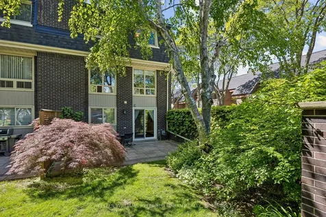 31 Flaming Roseway N/a Toronto ON M2N 5W8