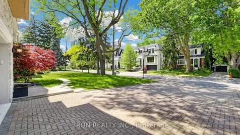 59 Norton Avenue Toronto ON M2N 4A2