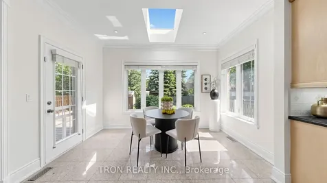 59 Norton Avenue Toronto ON M2N 4A2