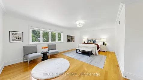59 Norton Avenue Toronto ON M2N 4A2