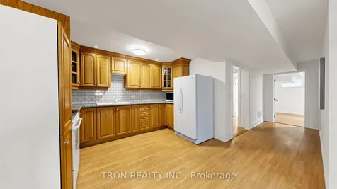 59 Norton Avenue Toronto ON M2N 4A2