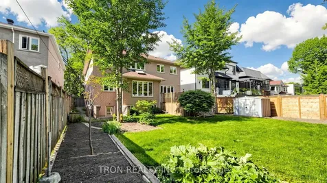 59 Norton Avenue Toronto ON M2N 4A2