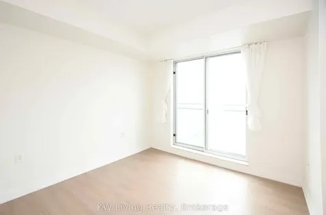 21 Hillcrest Avenue Toronto ON M2N 7K2