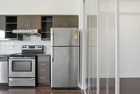 160 Vanderhoof Avenue Toronto ON M4G 2G6