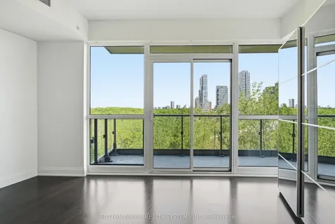 160 Vanderhoof Avenue Toronto ON M4G 2G6