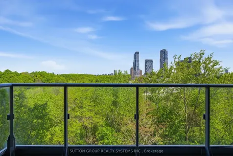 160 Vanderhoof Avenue Toronto ON M4G 2G6