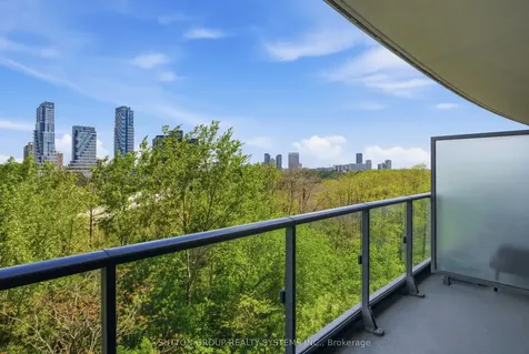 160 Vanderhoof Avenue Toronto ON M4G 2G6
