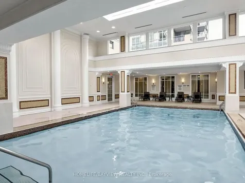 15 Greenview Avenue Toronto ON M2M 4M7