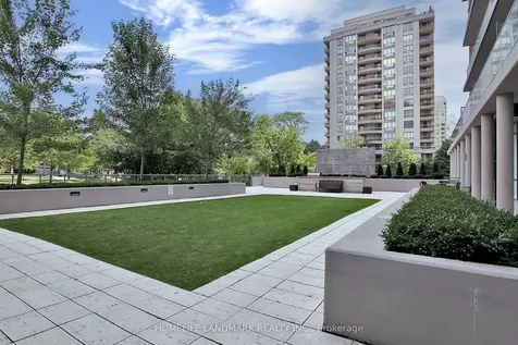 26 Norton Avenue Toronto ON M2N 0C6