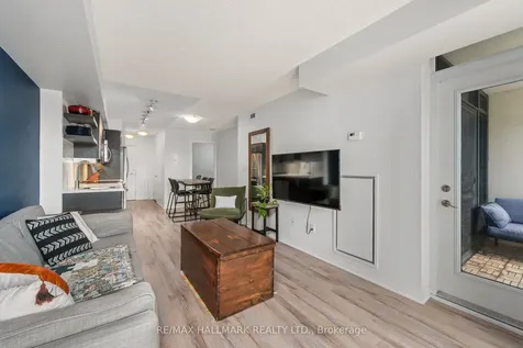 400 Adelaide Street E Toronto ON M5A 4S3