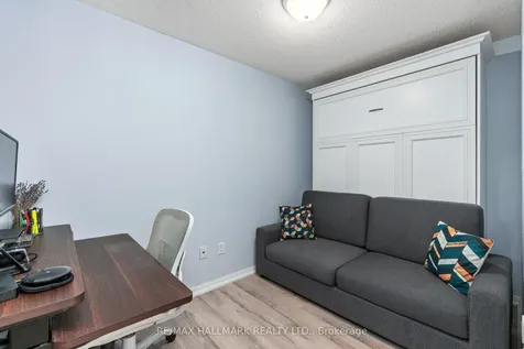 400 Adelaide Street E Toronto ON M5A 4S3