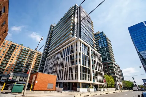 400 Adelaide Street E Toronto ON M5A 4S3