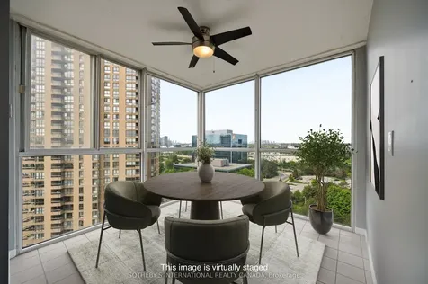 5 Concord Place Toronto ON M3C 3M8
