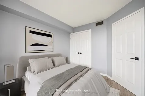 5 Concord Place Toronto ON M3C 3M8
