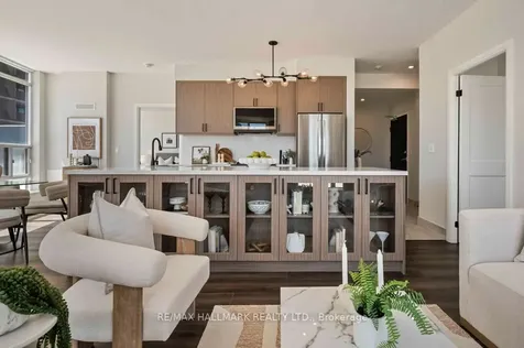736 Spadina Avenue Toronto ON M5J 2J6