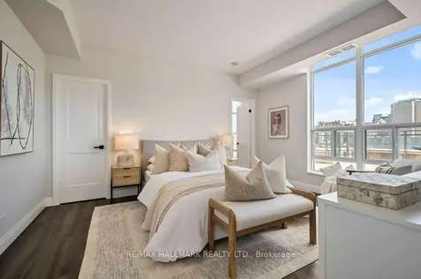 736 Spadina Avenue Toronto ON M5J 2J6