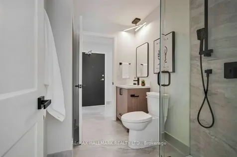 736 Spadina Avenue Toronto ON M5J 2J6