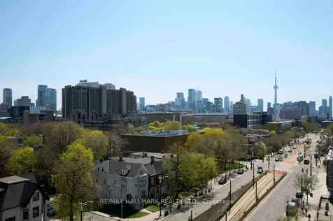 736 Spadina Avenue Toronto ON M5J 2J6