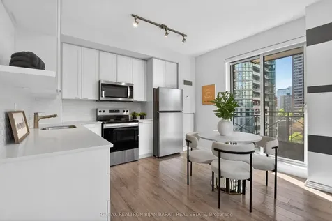 35 Hayden Street Toronto ON M4Y 3C3