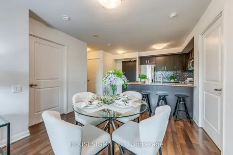 17 Anndale Drive Toronto ON M2N 2W7