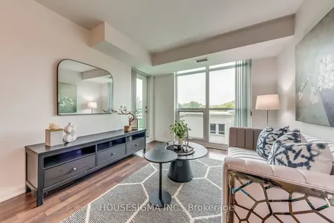 17 Anndale Drive Toronto ON M2N 2W7