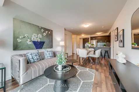 17 Anndale Drive Toronto ON M2N 2W7