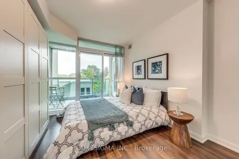 17 Anndale Drive Toronto ON M2N 2W7