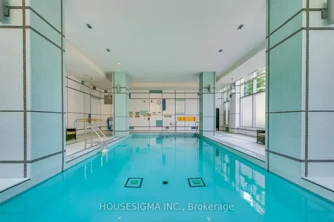 17 Anndale Drive Toronto ON M2N 2W7