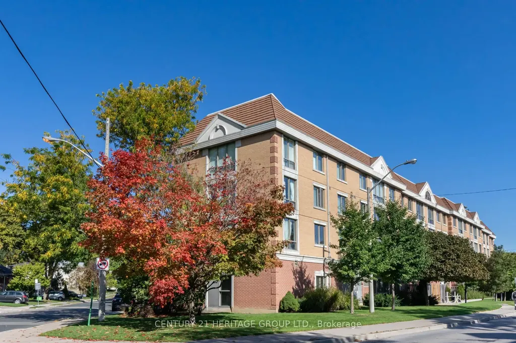 211 Randolph Road Toronto ON M4G 4H1