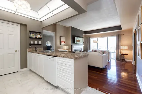 211 Randolph Road Toronto ON M4G 4H1